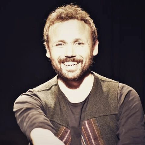 Photo of Adrián Yeste