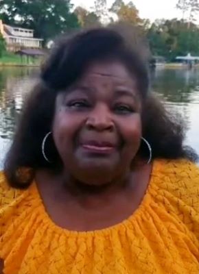 Photo of Pamela Courtney