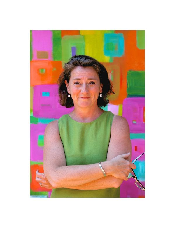 Photo of Shelley Davies