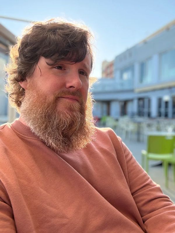 Photo of Lucas Elliott
