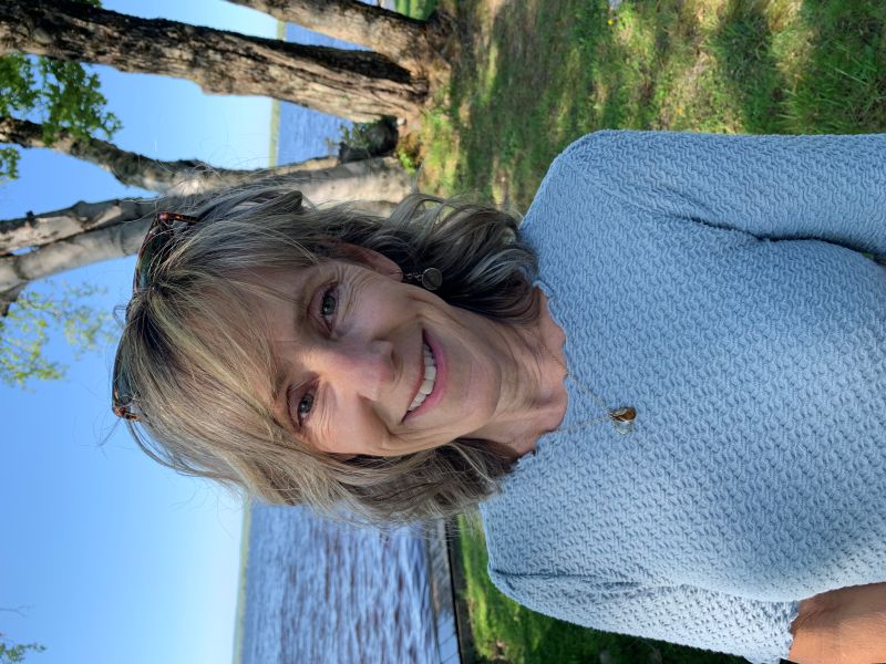 Photo of Leslie Helakoski